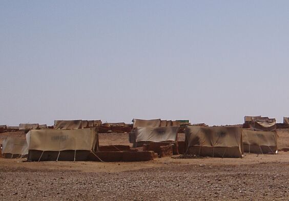 Kounoungo Camp, near Gu�r�da