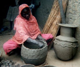 potier Kotoko au travail